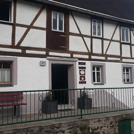 Apartment Anno 1886 - Knepp-haenel-haus Grunhainichen